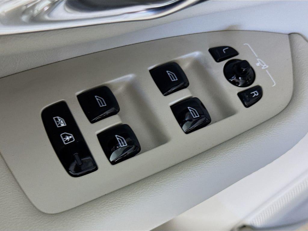 2026 Volvo XC90 Ultra - Photo 18