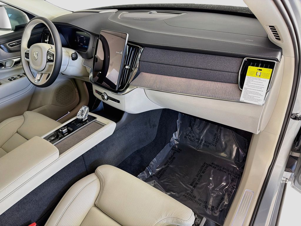 2026 Volvo XC90 Ultra - Photo 31