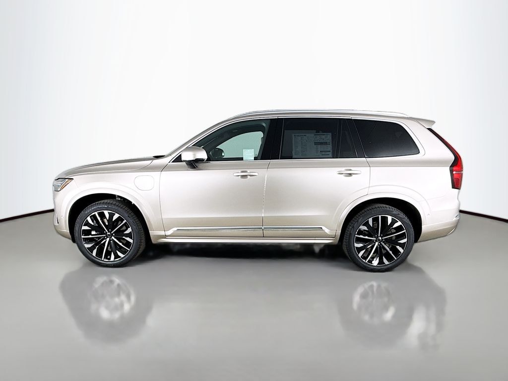 New 2026 Volvo XC90 plug-in hybrid T8 Plus 7-Seater SUV