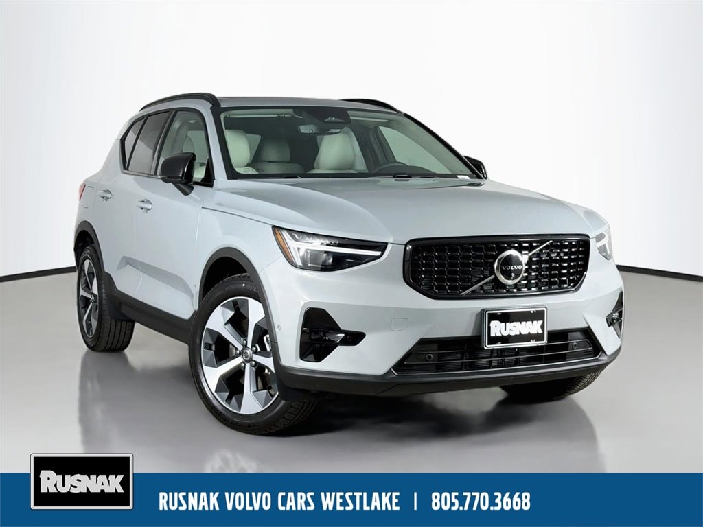 2026 Volvo XC40