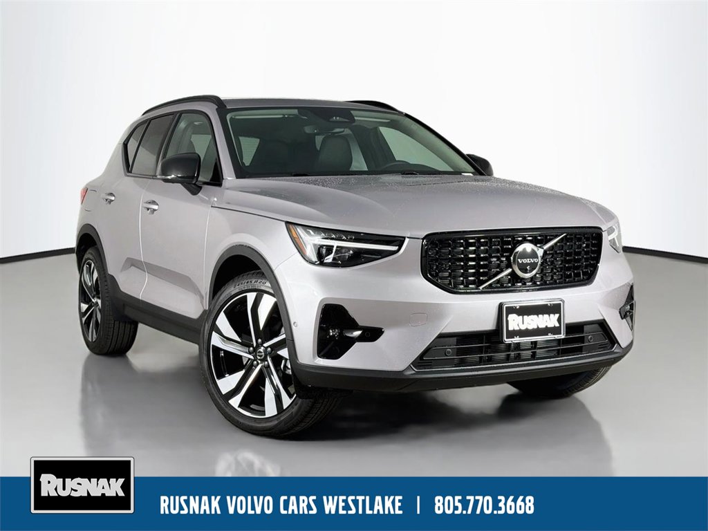 2026 Volvo XC40