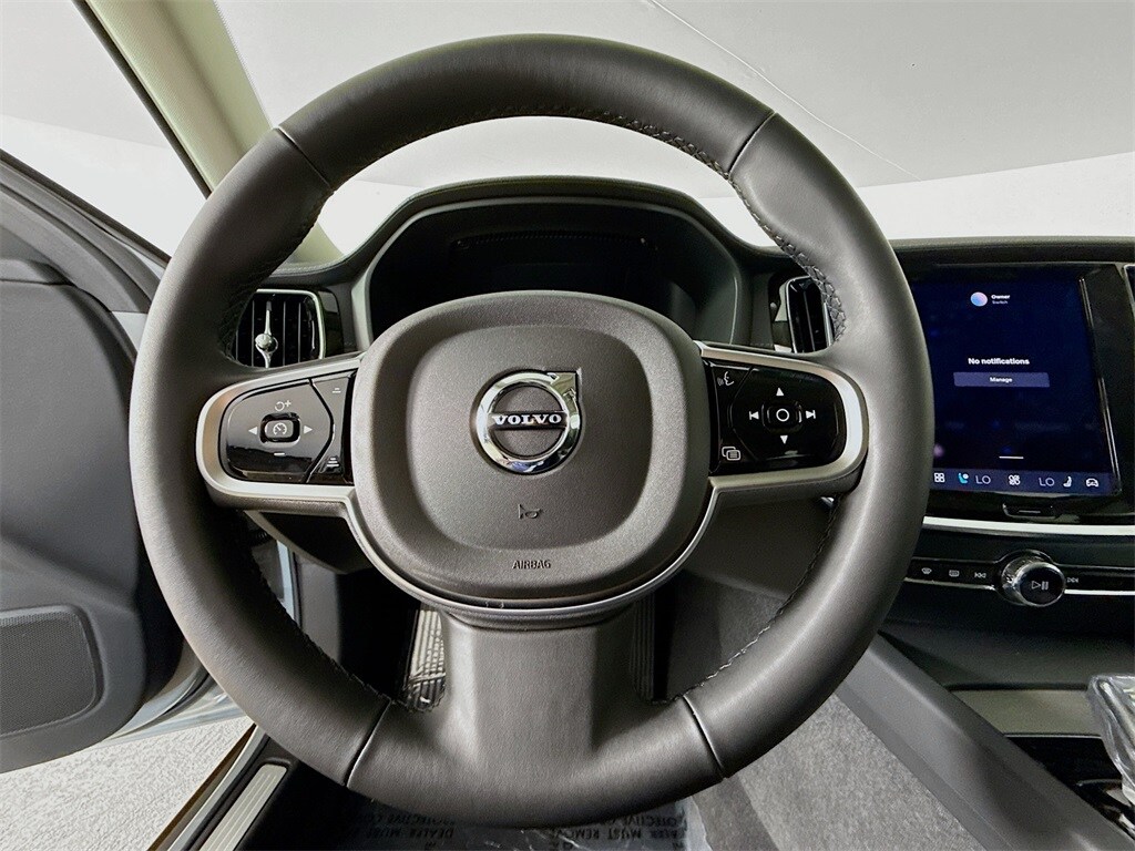 2026 Volvo V60 Cross Country Ultra - Photo 11