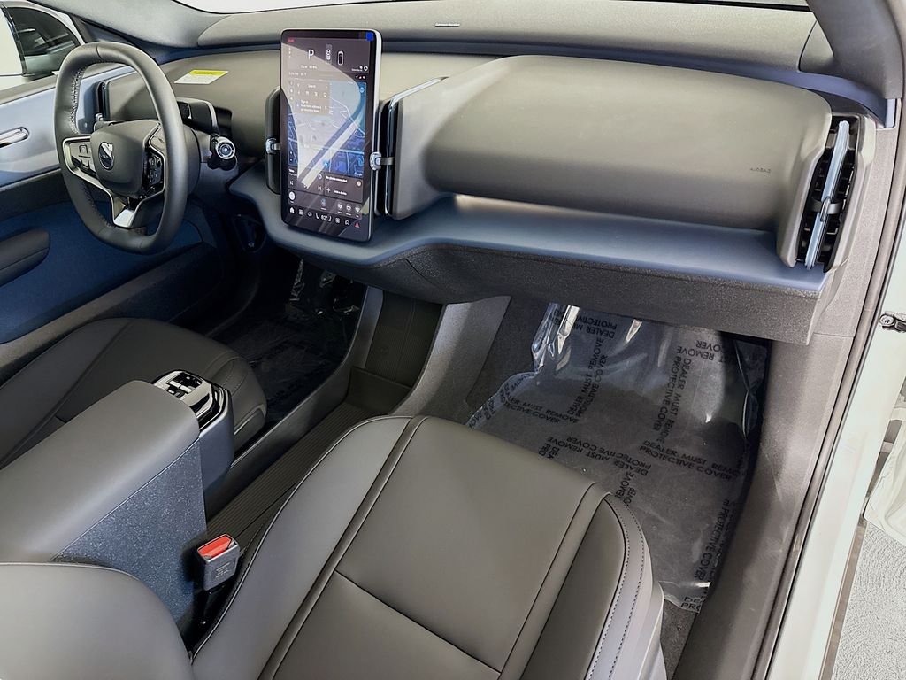 2026 Volvo EX30 Ultra - Photo 29
