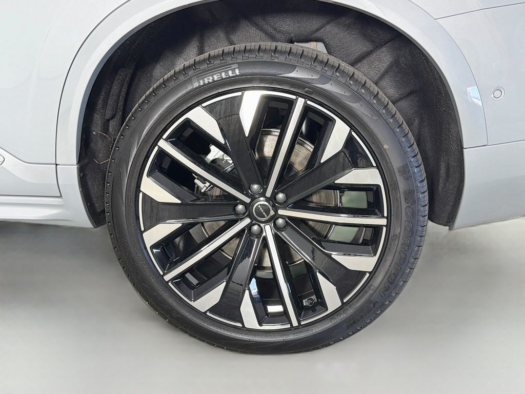 2026 Volvo XC90 Ultra - Photo 33