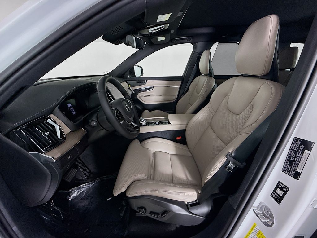 2026 Volvo XC90 Ultra - Photo 21