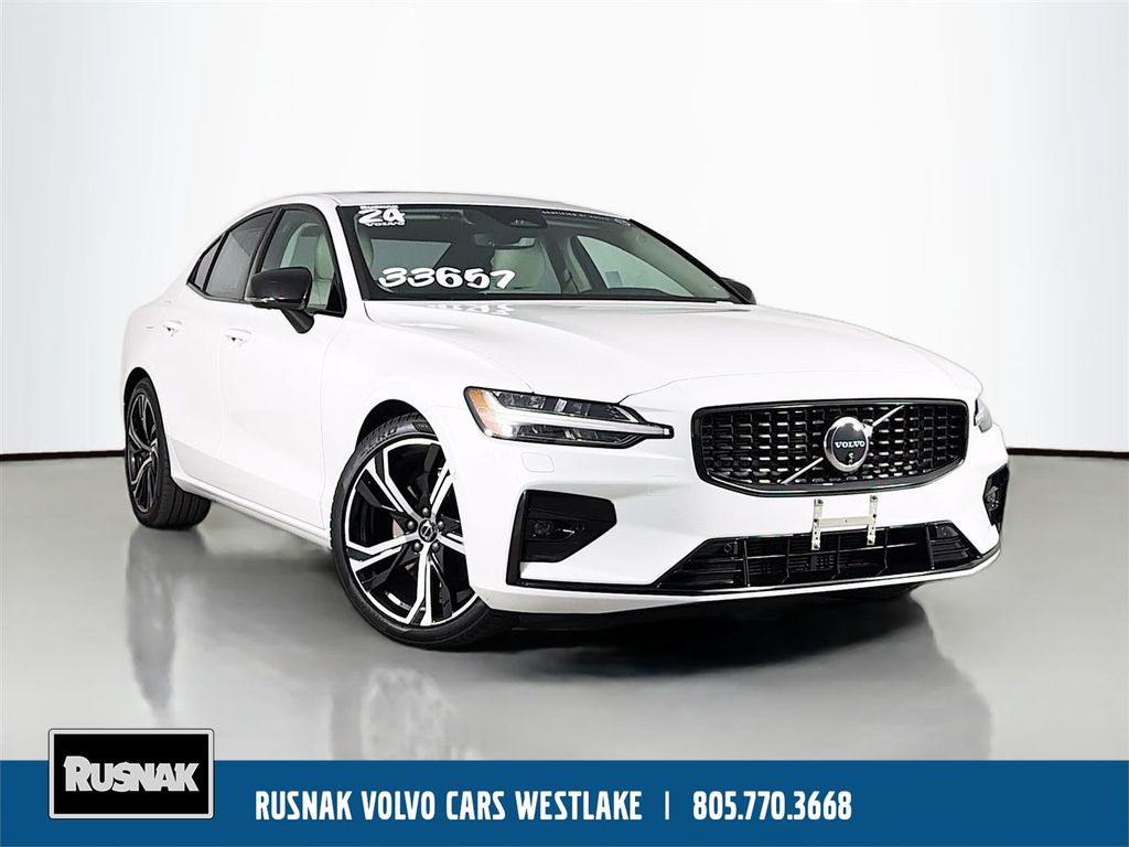 2024 Volvo S60 B5 Plus Dark Theme AWD's photo