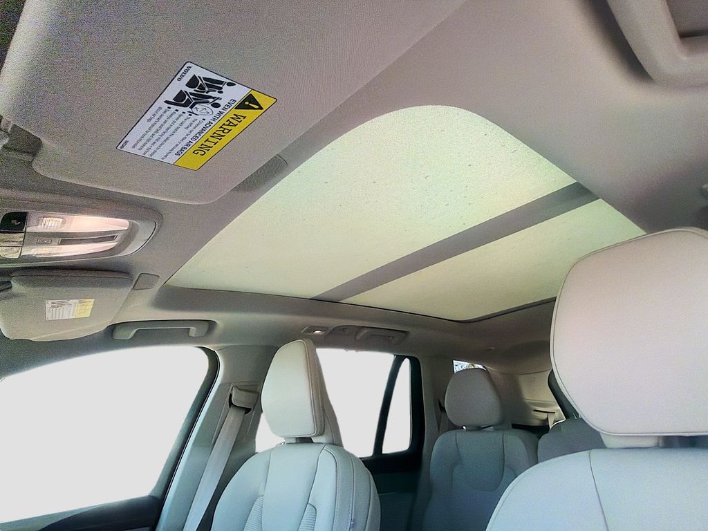 2026 Volvo XC90 Ultra - Photo 22