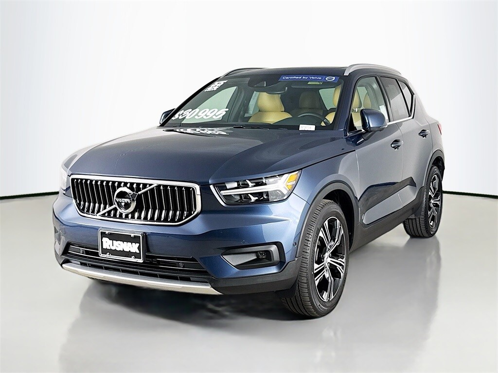 2022 Volvo XC40 T5 Inscription photo 2