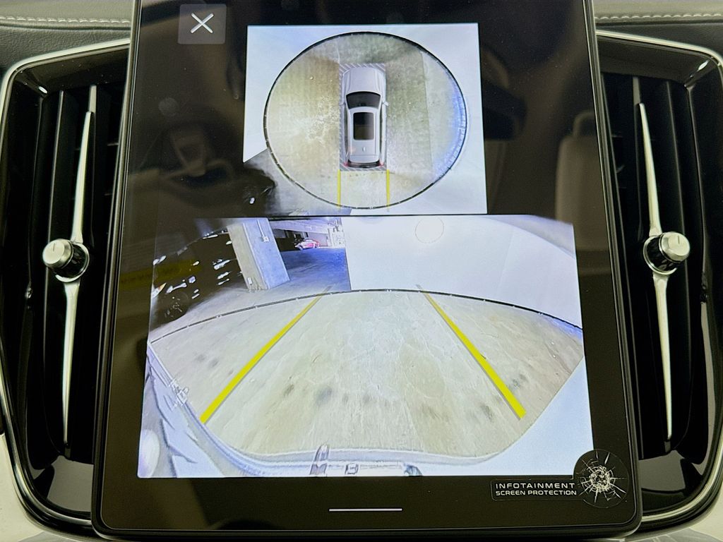 2026 Volvo XC90 Ultra - Photo 14