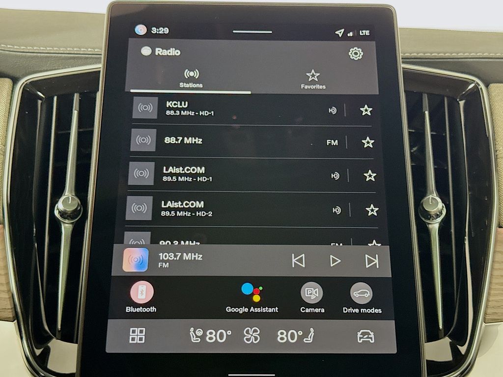 2026 Volvo XC90 Plus - Photo 15