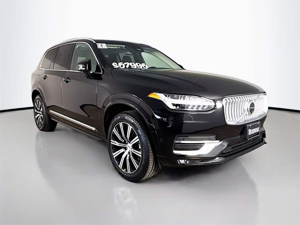 2025 Volvo XC90 Plus's photo