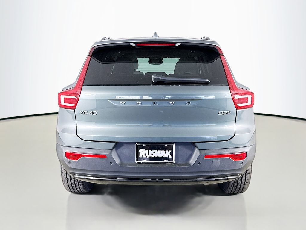 2026 Volvo XC40 Plus - Photo 6