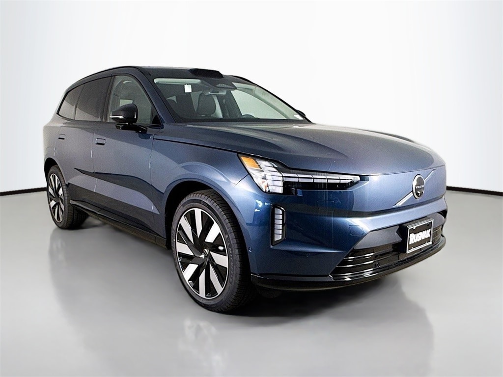 2025 Volvo EX90 Ultra's photo