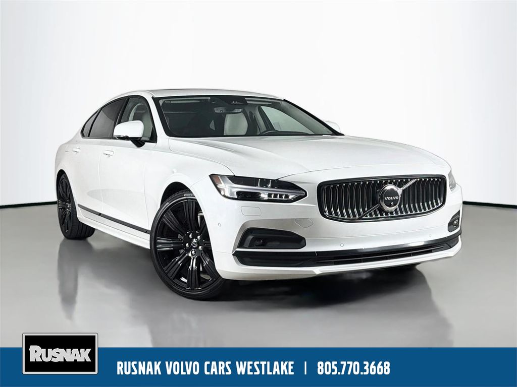 2023 Volvo S90 B6 Plus AWD's photo
