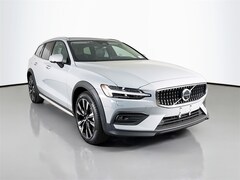 2026 Volvo V60 Cross Country B5 Ultra AWD Wagon
