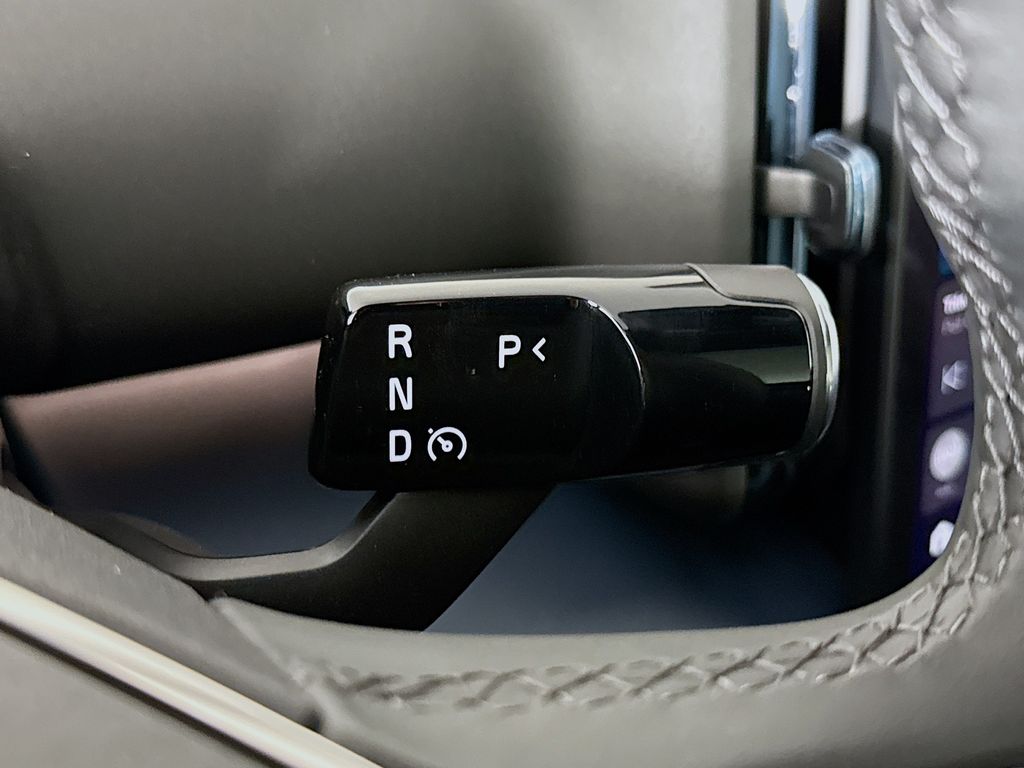 2026 Volvo EX30 Ultra - Photo 16