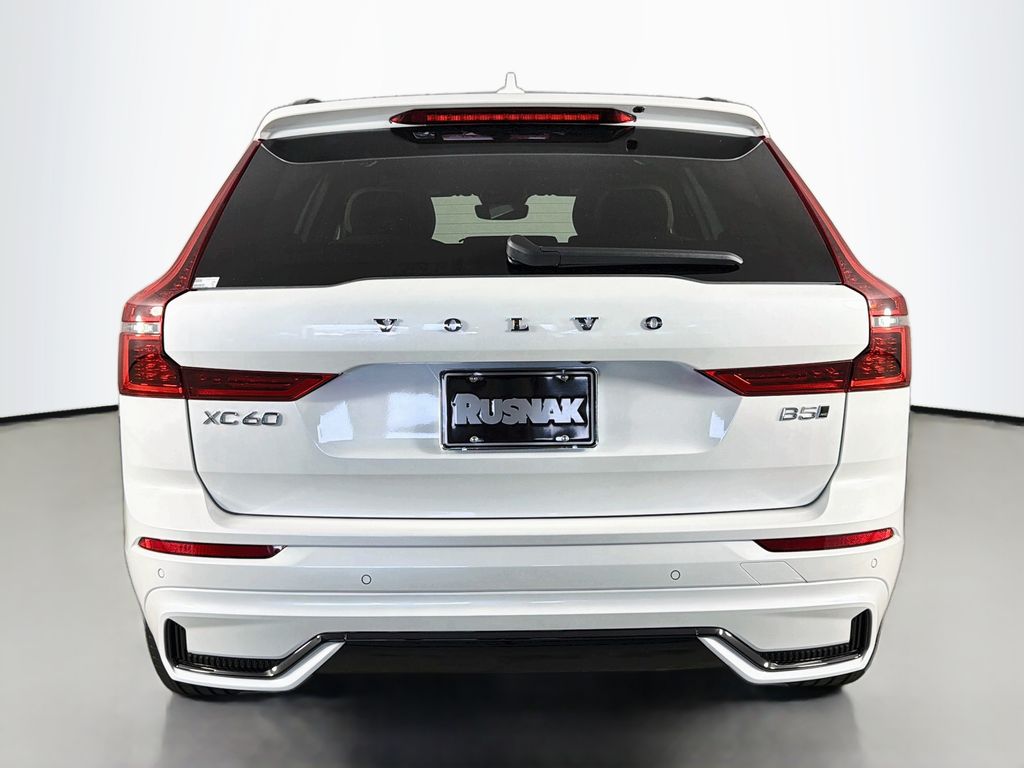 2026 Volvo XC60 Plus - Photo 6