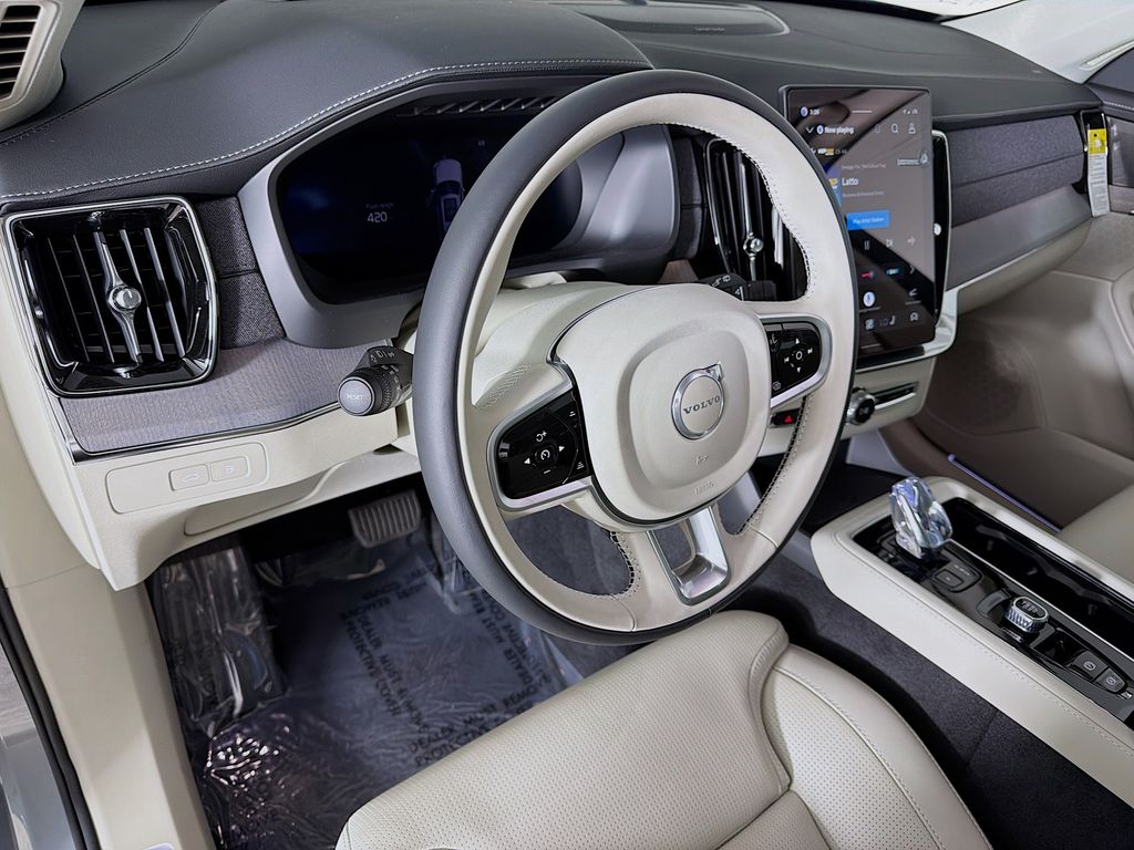 2026 Volvo XC90 Ultra - Photo 9
