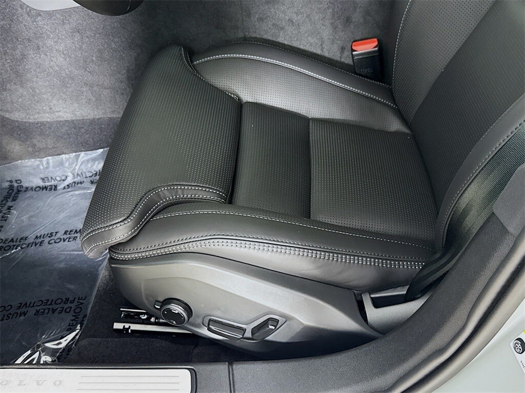 2026 Volvo V60 Cross Country Ultra - Photo 20