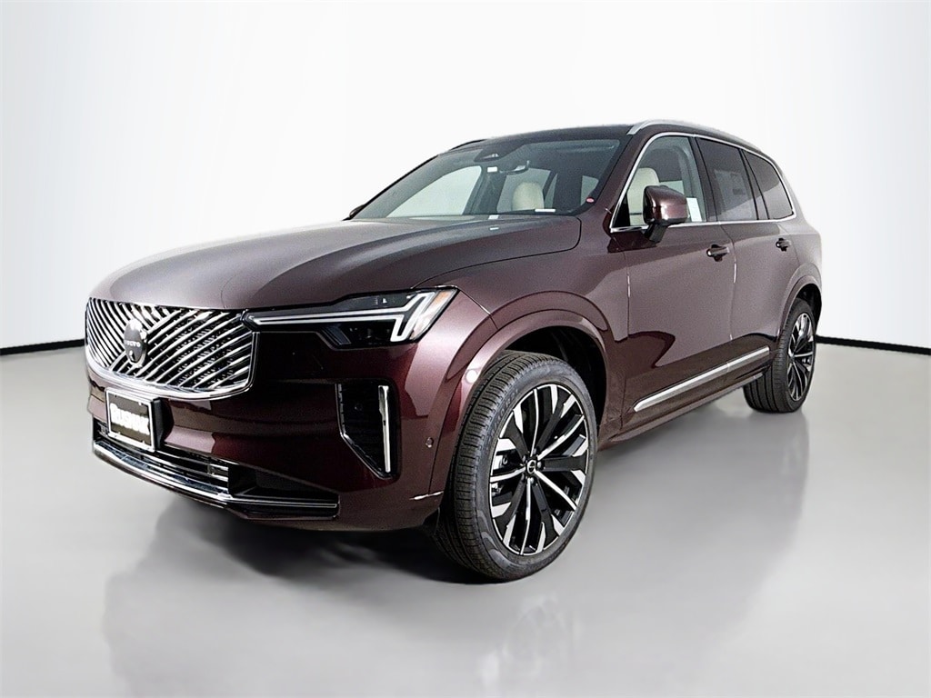 Used 2025 Volvo XC90 B5 Plus SUV