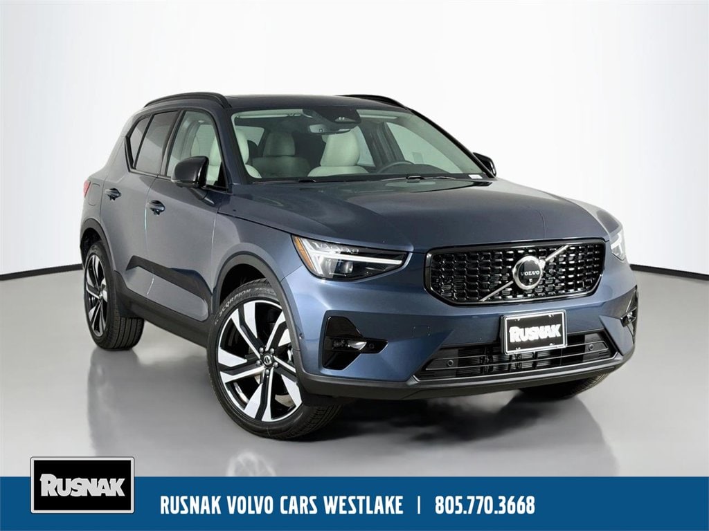 2026 Volvo XC40