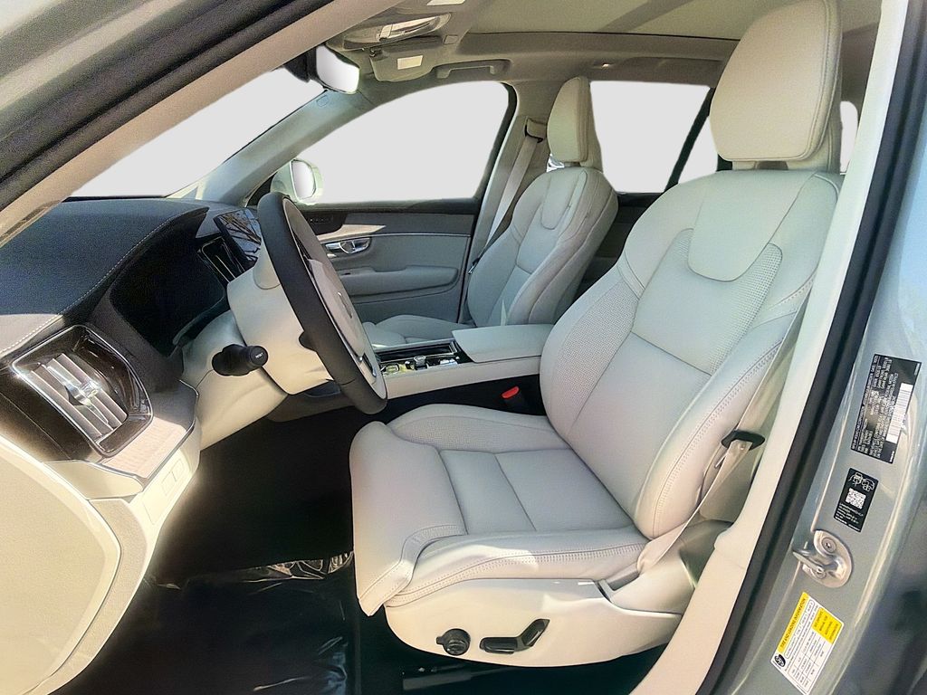 2026 Volvo XC90 Ultra - Photo 21