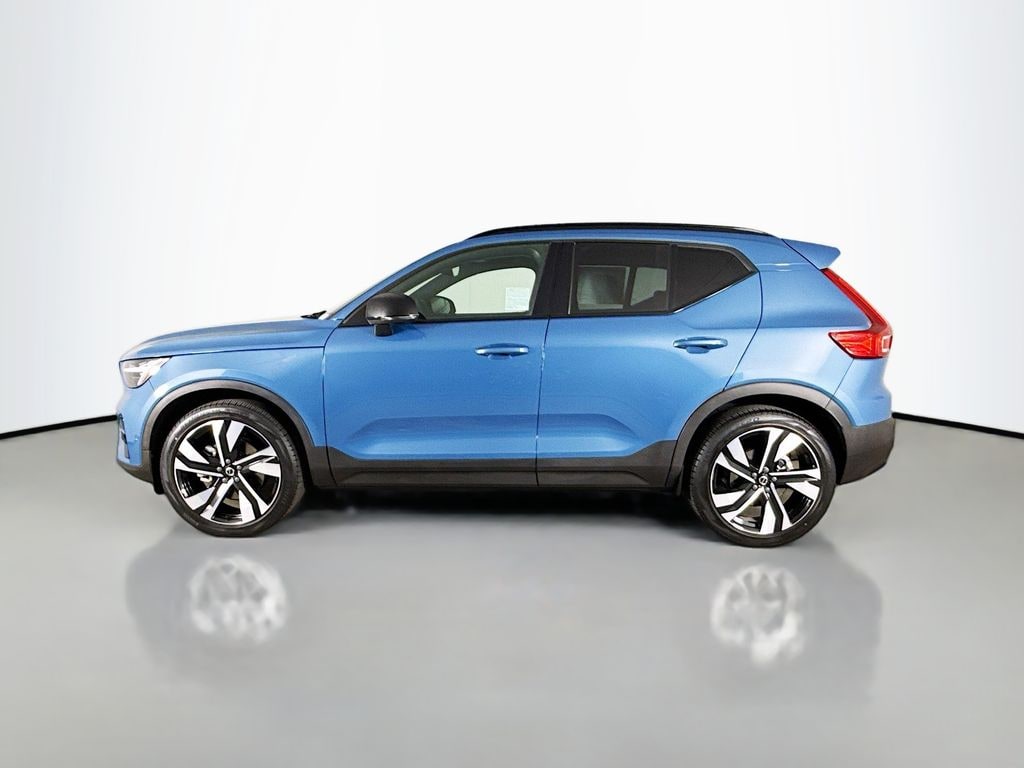 Used 2023 Volvo XC40 Ultimate SUV