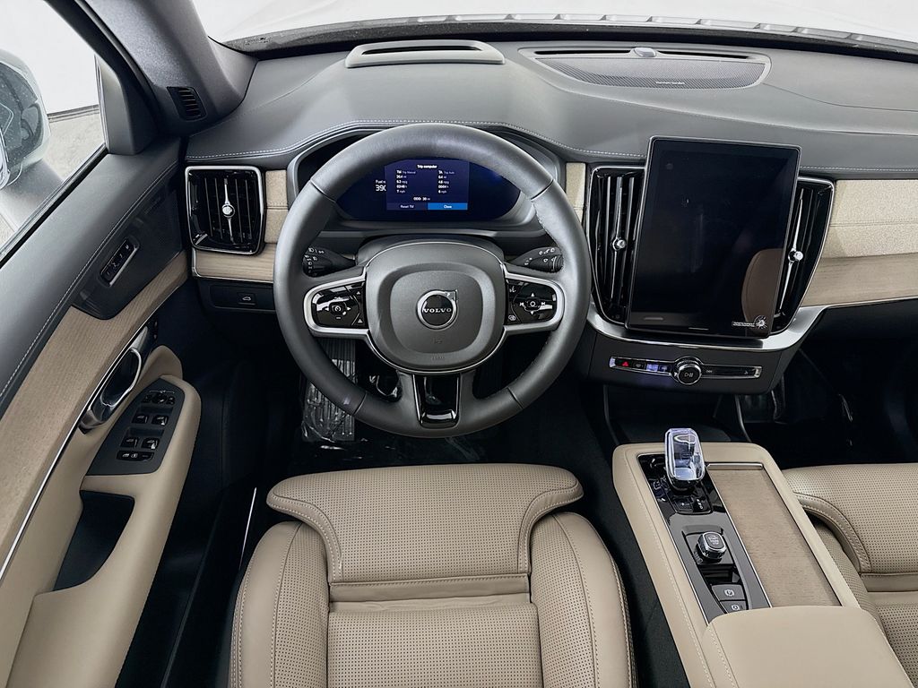 2026 Volvo XC90 Ultra - Photo 23