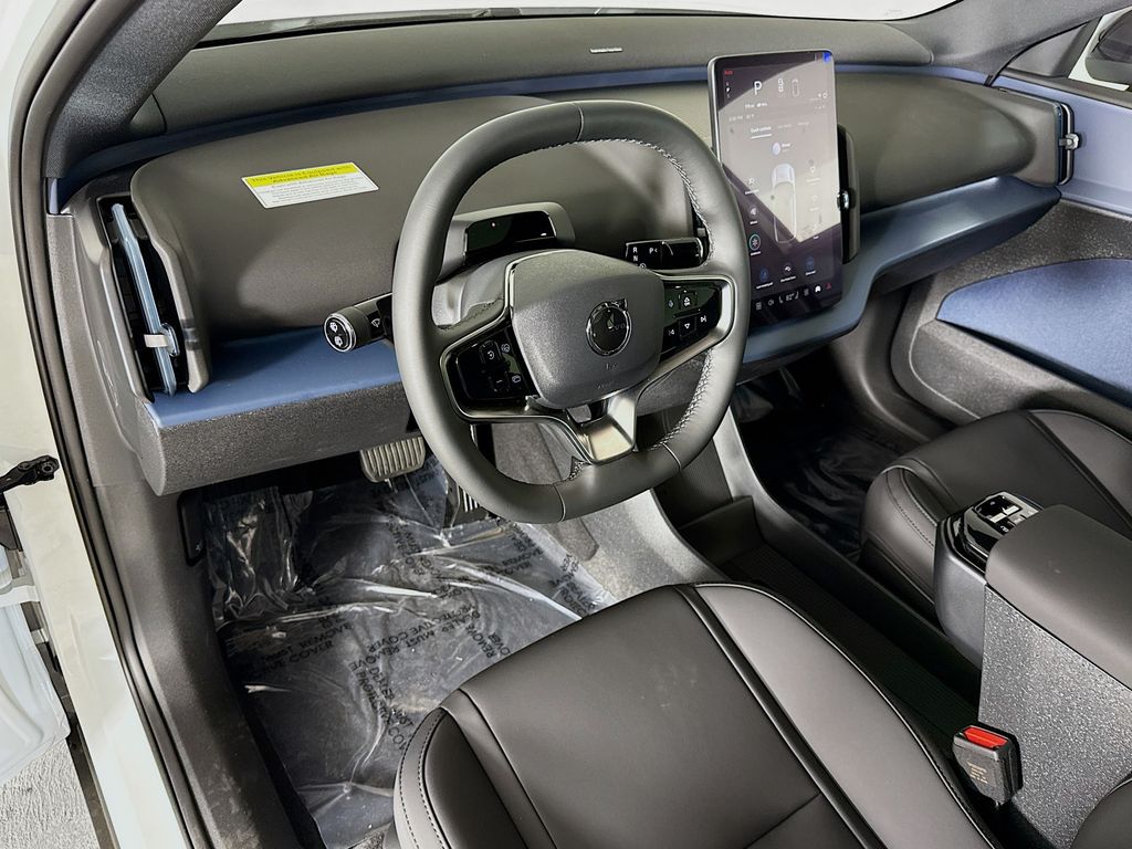 2026 Volvo EX30 Ultra - Photo 9
