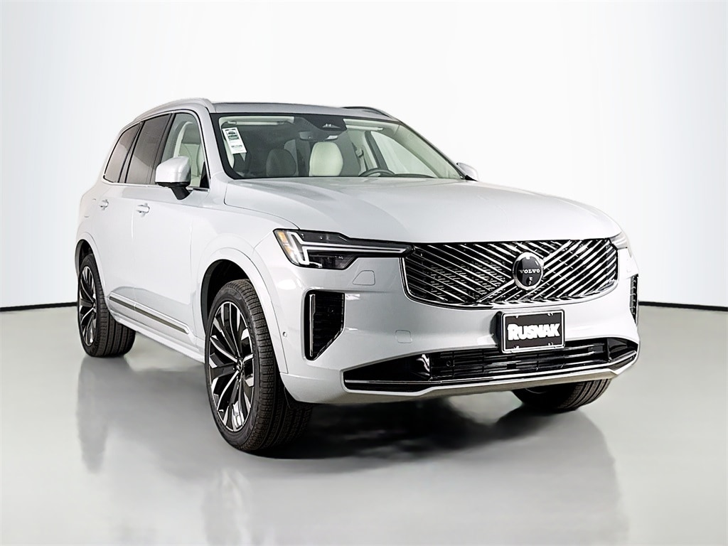 2026 Volvo XC90 T8 Recharge Ultra Bright 4WD's photo