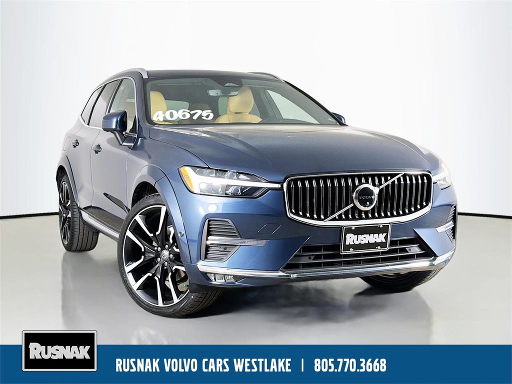 2023 Volvo XC60 B5 Ultimate Bright Theme FWD's photo