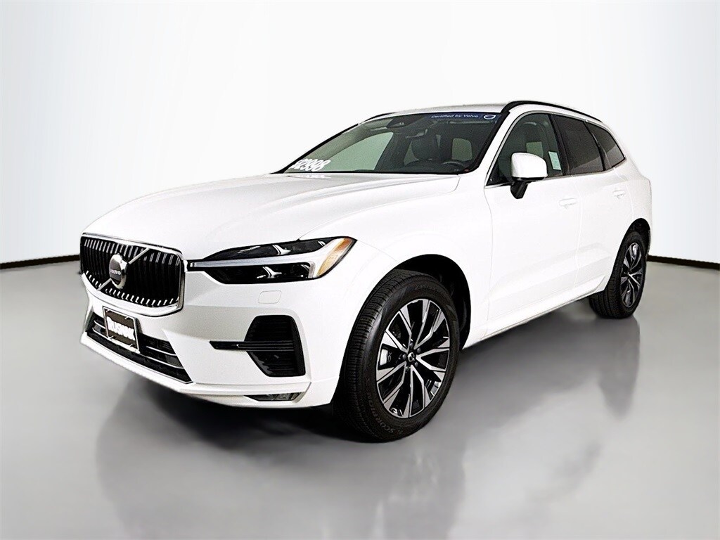 2023 Volvo XC60 B5 Core photo 3