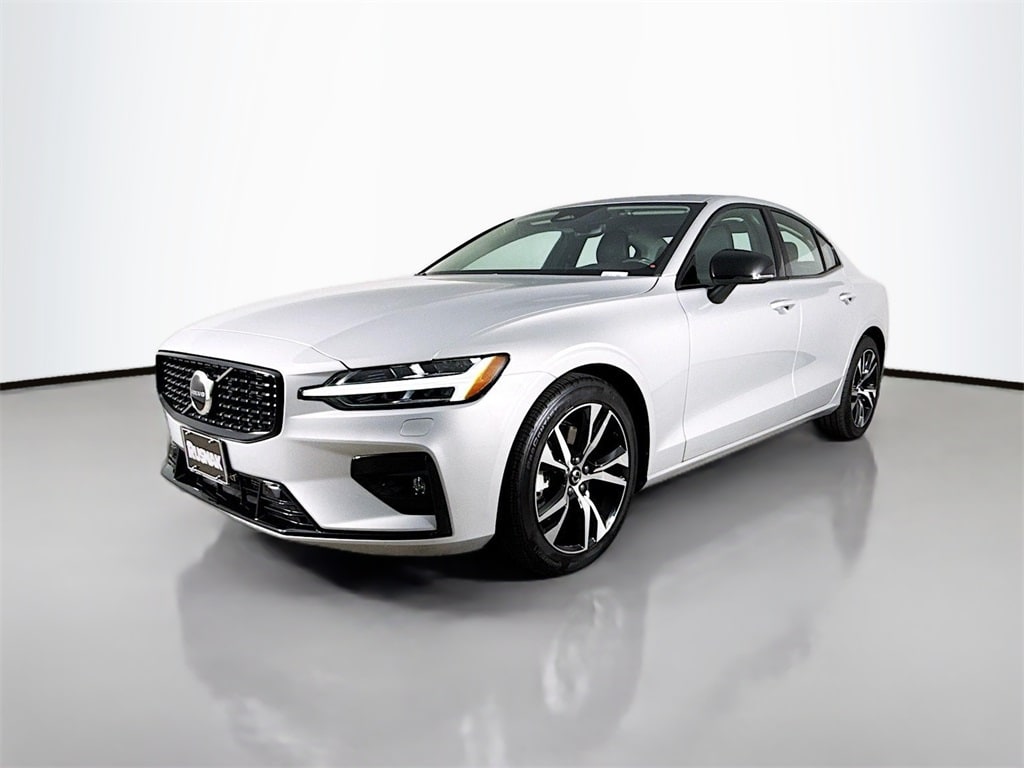 Used 2025 Volvo S60 B5 Core Sedan