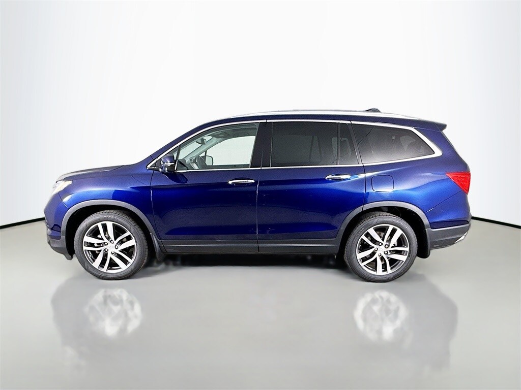 2016 Honda Pilot Touring photo 4
