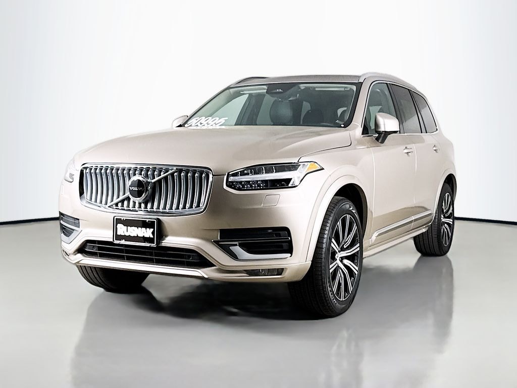 Certified 2025 Volvo XC90 B5 Core SUV