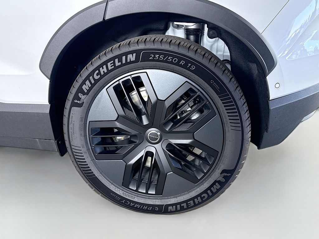 2026 Volvo EX30 Ultra - Photo 30