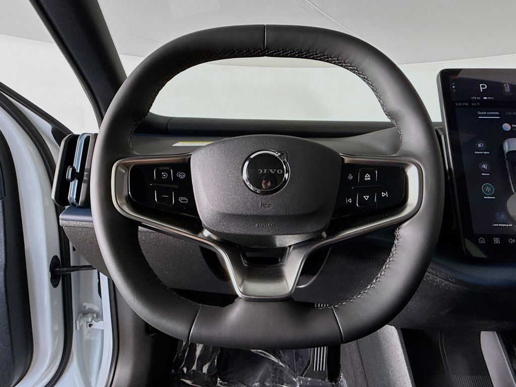 2026 Volvo EX30 Ultra - Photo 10