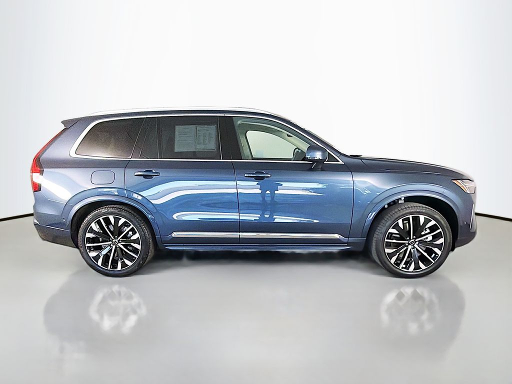 2026 Volvo XC90 Ultra - Photo 8