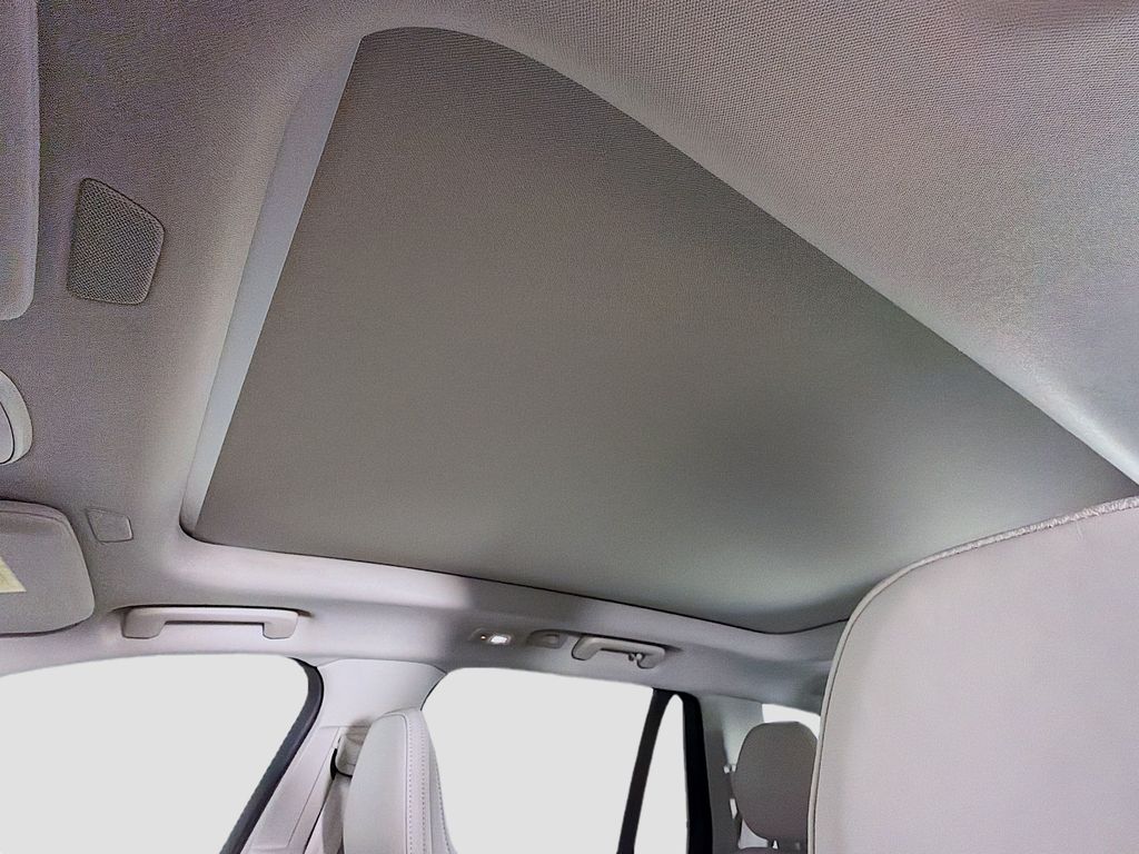2026 Volvo XC90 Ultra - Photo 23