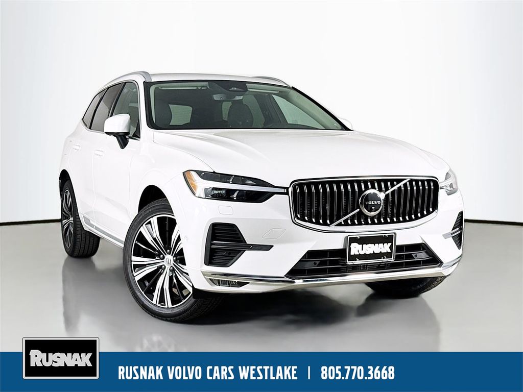2023 Volvo XC60 B5 Plus Bright Theme FWD's photo