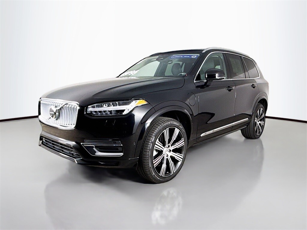 2024 Volvo XC90 Recharge T8 Plus photo 2
