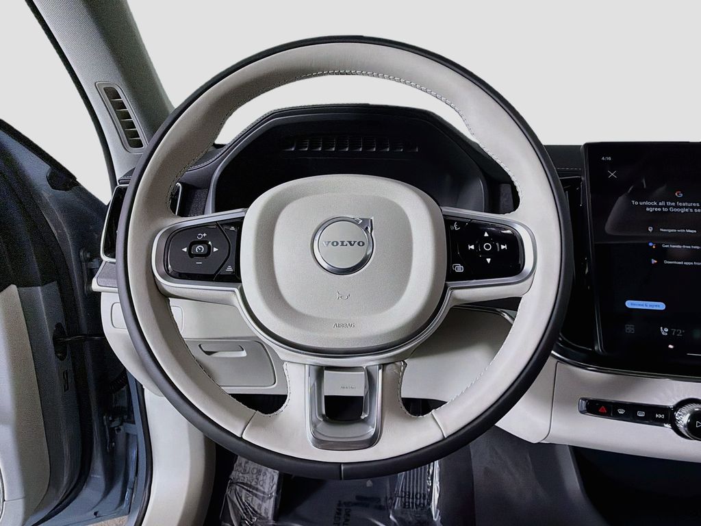 2026 Volvo XC90 Ultra - Photo 11