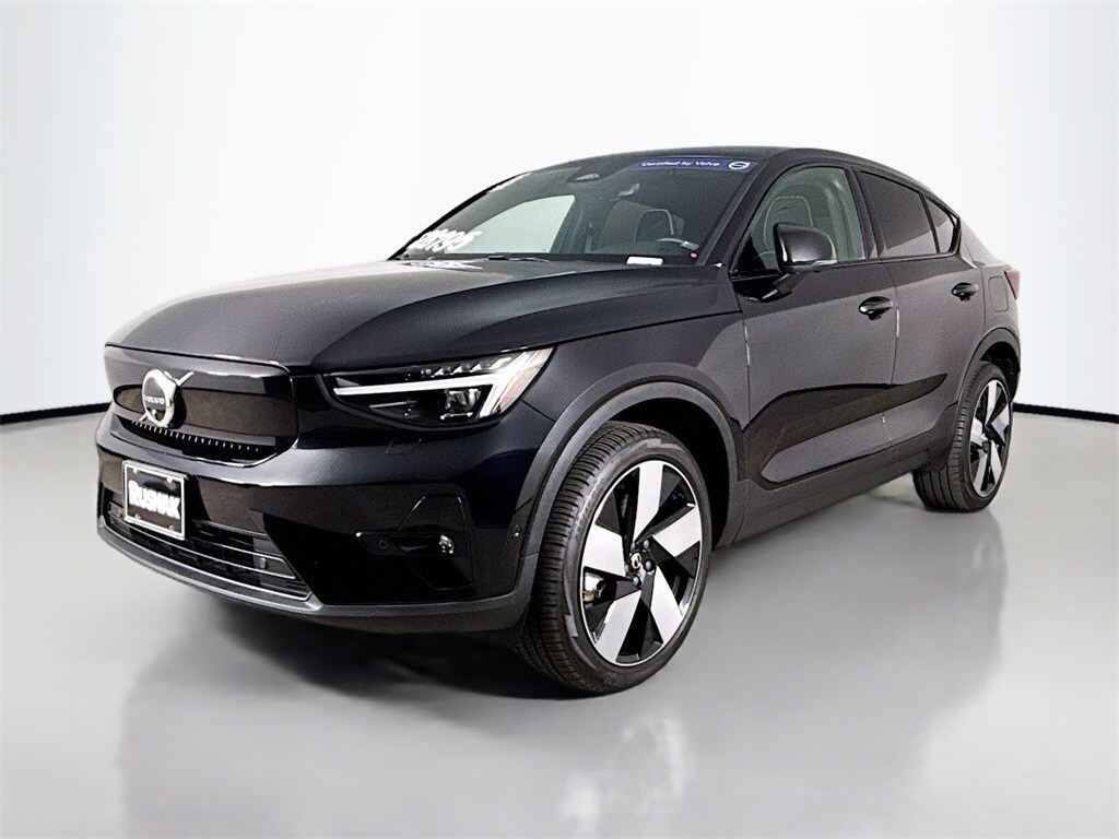 2023 Volvo C40 Recharge Ultimate photo 3