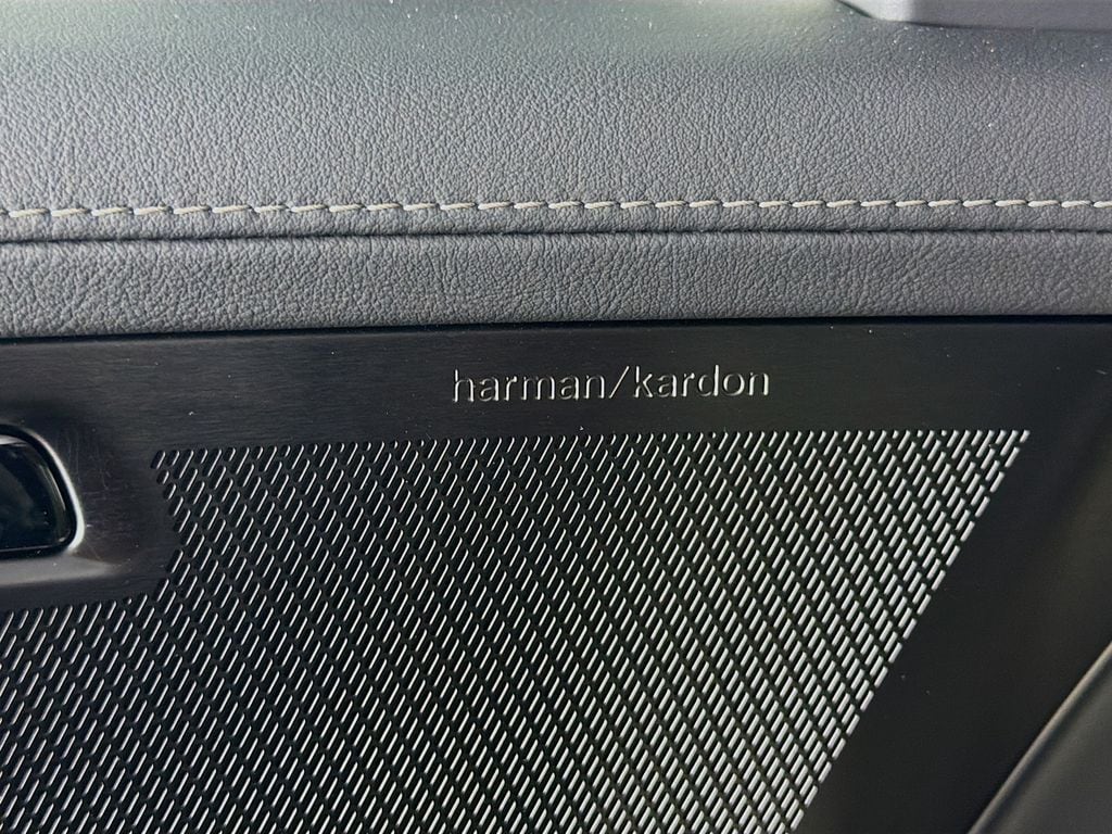 2026 Volvo XC90 Ultra - Photo 19