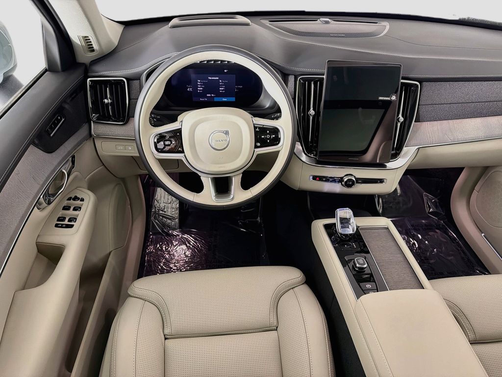 2026 Volvo XC90 Ultra - Photo 24