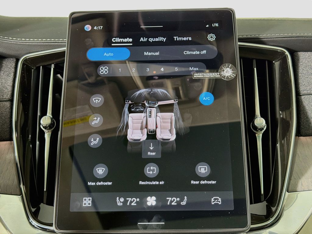 2026 Volvo XC90 Ultra - Photo 16