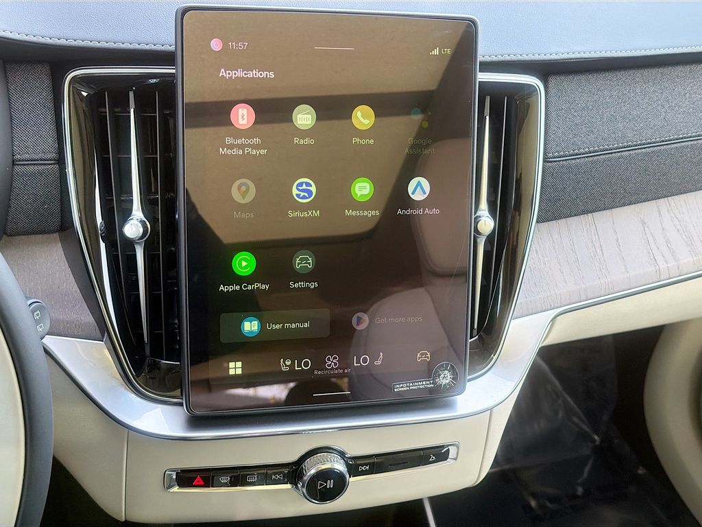 2026 Volvo XC90 Ultra - Photo 14
