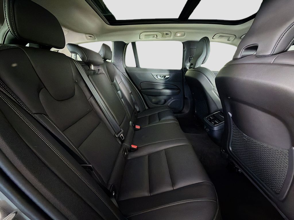 2026 Volvo V60 Cross Country Ultra - Photo 29