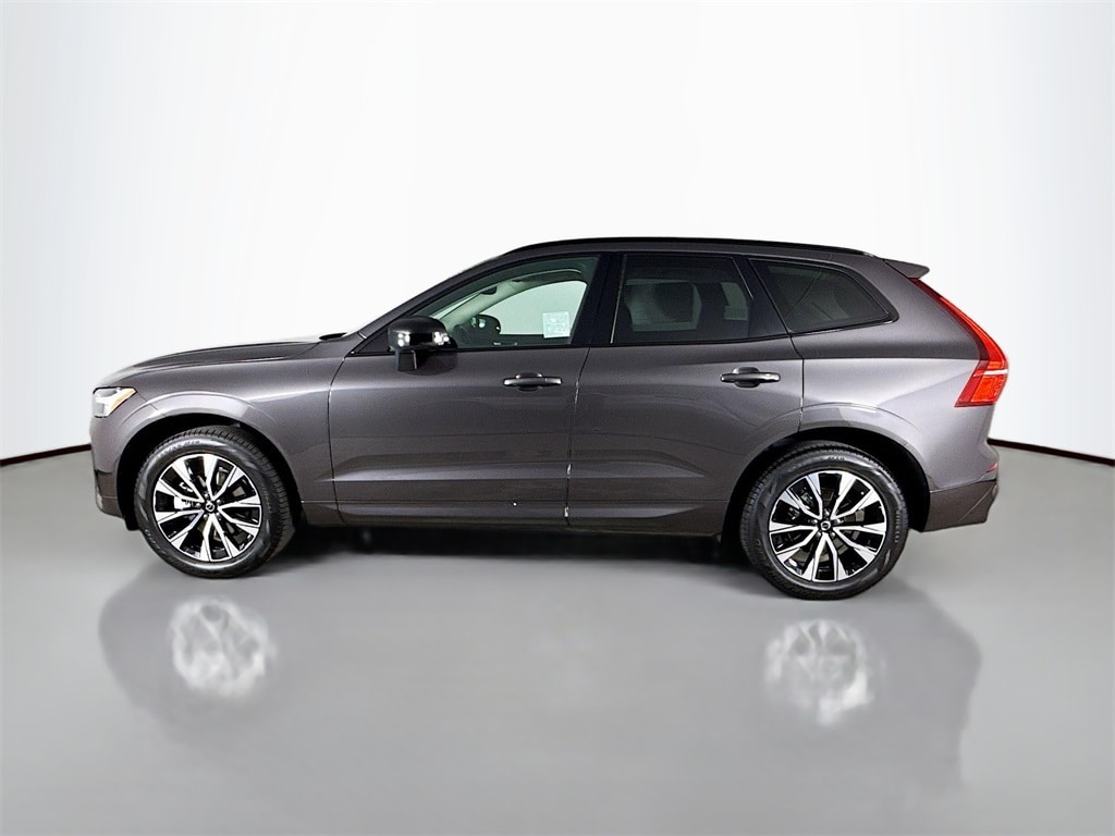 Certified 2025 Volvo XC60 B5 Core SUV