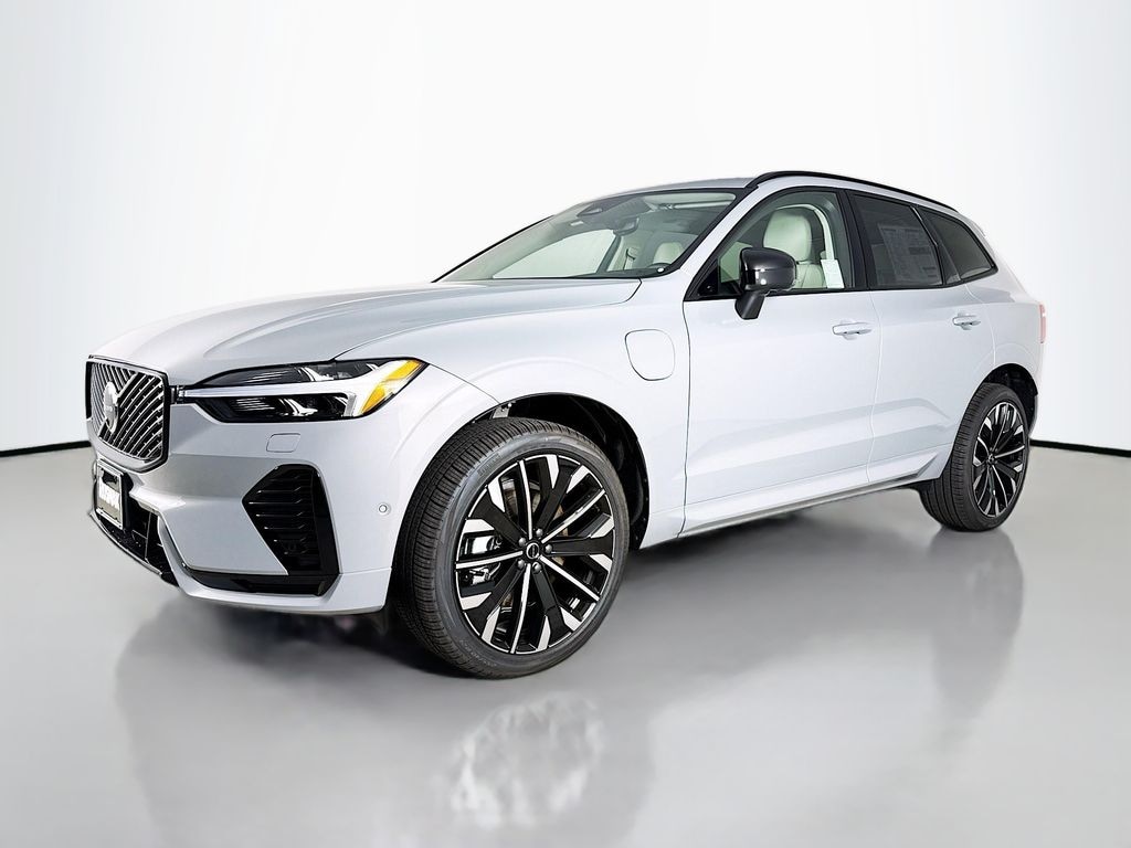 New 2026 Volvo XC60 plug-in hybrid T8 Ultra SUV